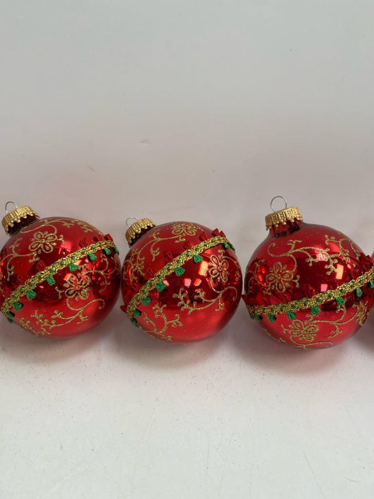 Red Gold/Green Ornaments