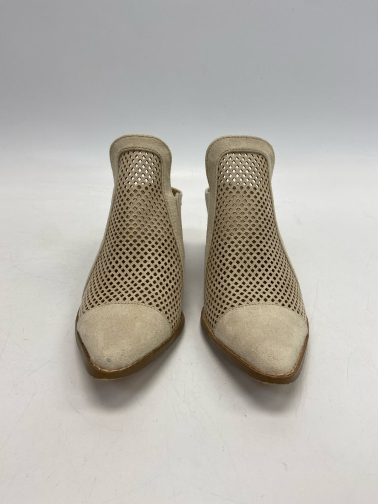 Size 6 Cream Perforated Boots