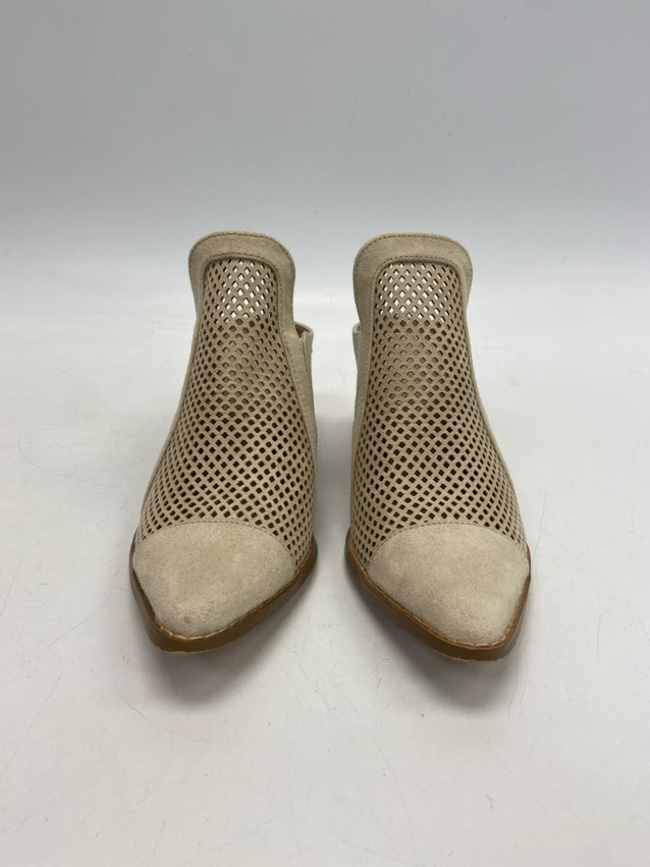 Size 6 Cream Perforated Boots