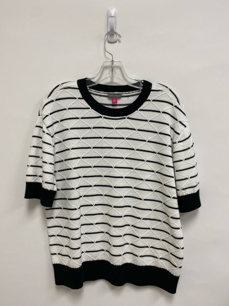 VINCE CAMUTO Size L White Black Striped Ladies Top