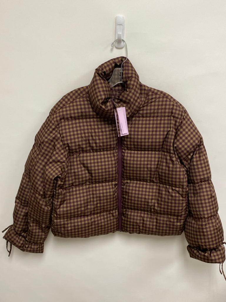 NWT wild fable Size M Burgundy Tan Checkered Puffer Ladies Jacket
