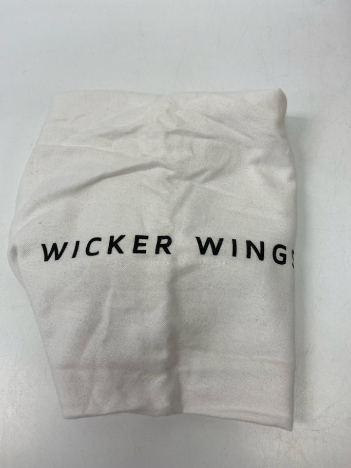 Wicker Wings White Black Belt Bag