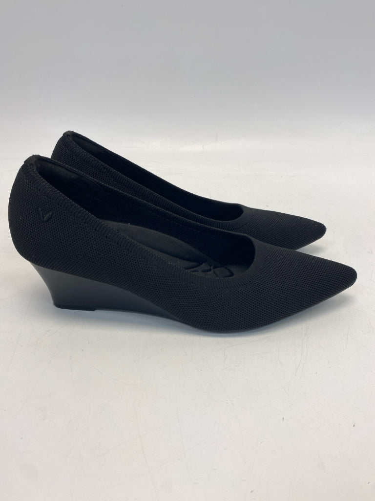 Vivaia EU Shoe Size 39.5 Black Fabric Heels