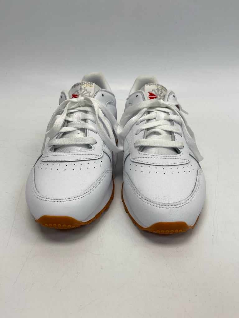NWOT Reebok  Size 9 White Lace-up Sneakers