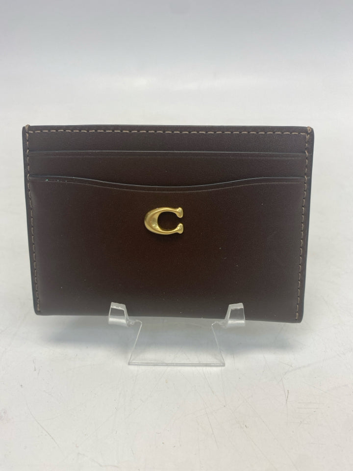 Coach Essential Card Case CM435