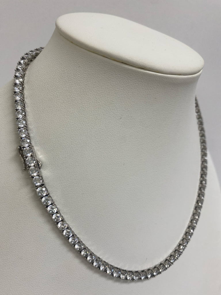 NEW/BOX Silver Clear Jeweled Necklace