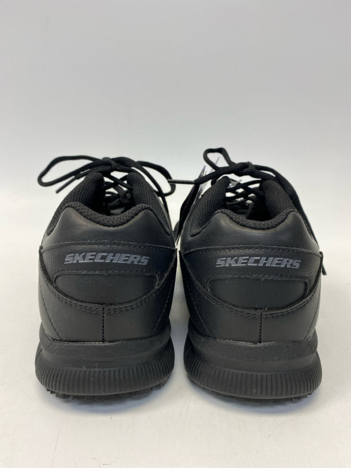 NWT Skechers Size 11 Black Lace-Up Men&