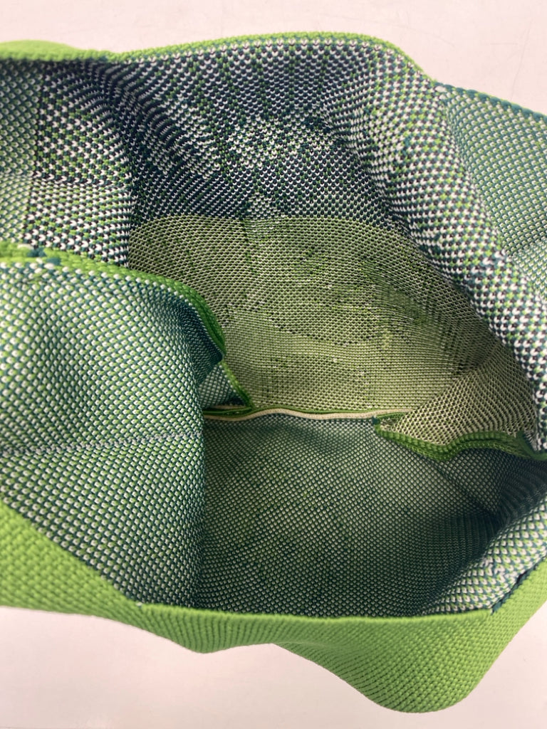 NWT Green Black/White Knit Tote Bag