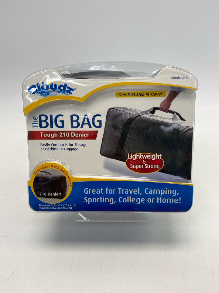 NEW/PKG Black Duffle Bag
