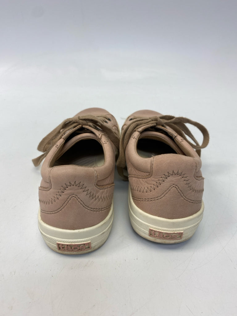 Taos  Size 6 Pink Lace-up Sneakers
