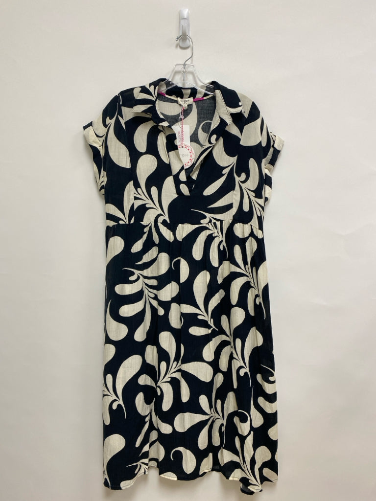 NWT Umgee Size S Black/Cream Twig V Neck Ladies Dress