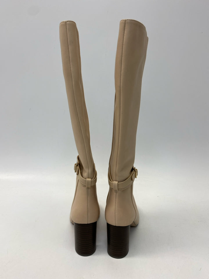 Ann Taylor  Size 9 Blush Side Zipper Boots