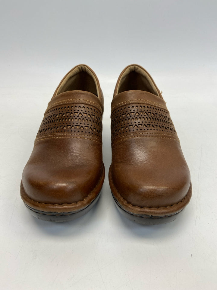 Ariat US Shoe Size 7 Brown Perforated Clogs