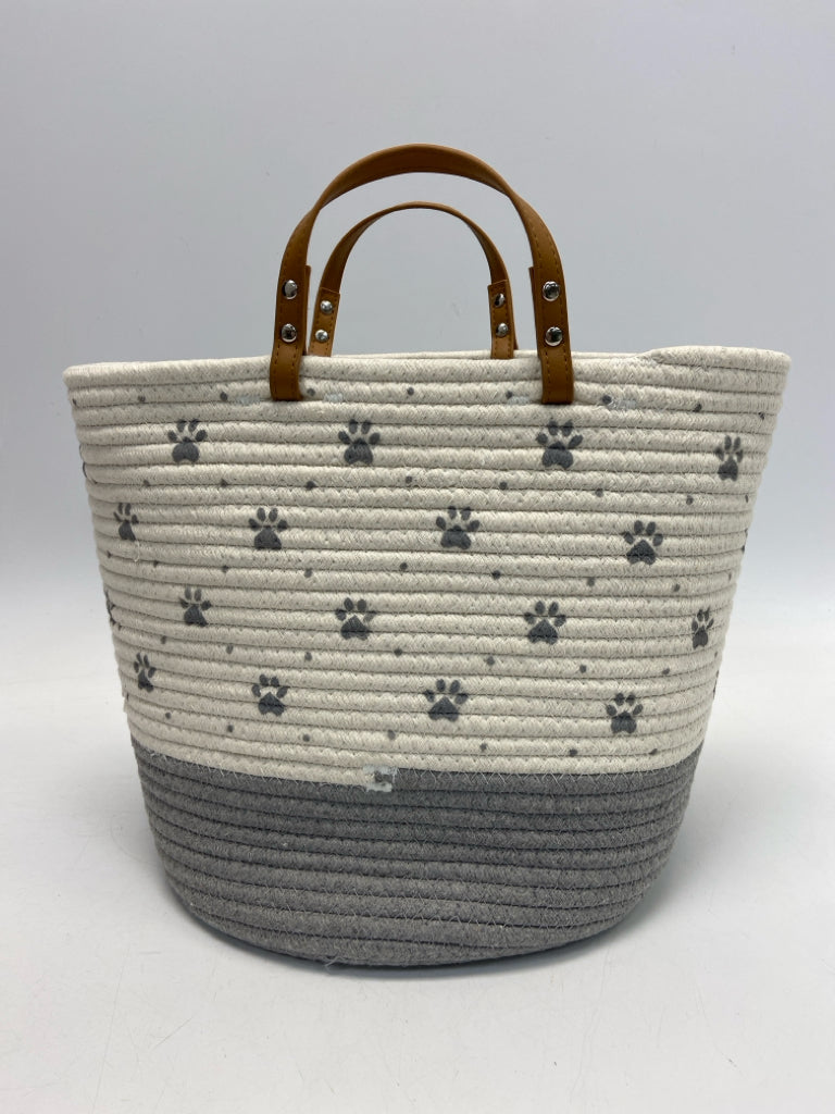Cream/Gray Paw Prints Basket