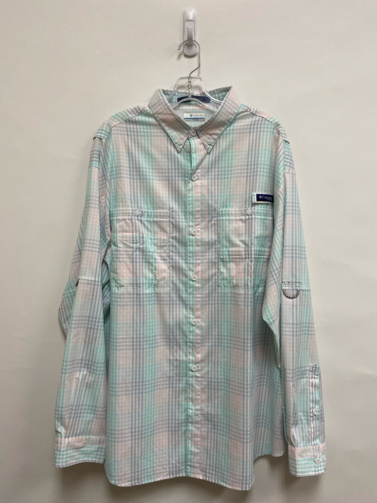 Columbia Size XL Aqua Pink/Purple Plaid Button Up Men&