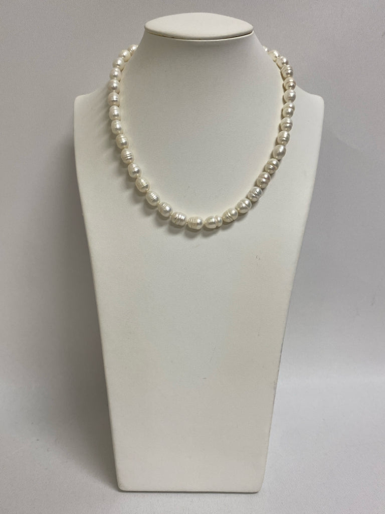 Pearl Gold Necklace