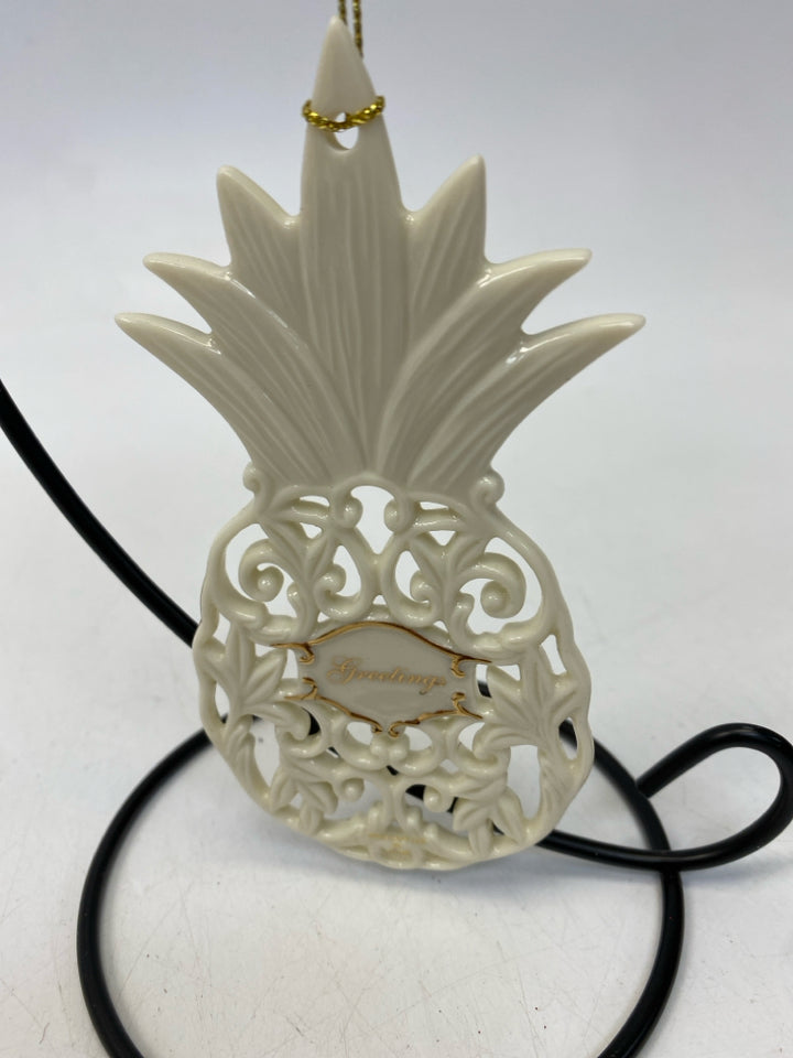 Lenox  Ornament Pineapple