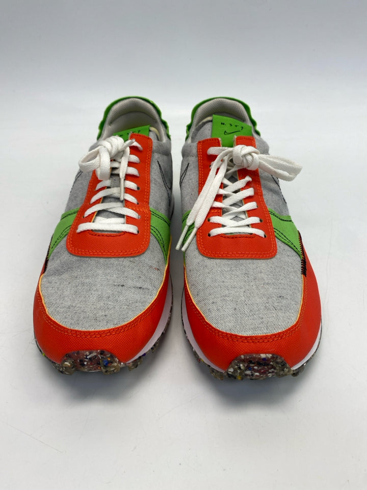 Nike Size 10.5 Gray/Orange Green Lace-Up Men&