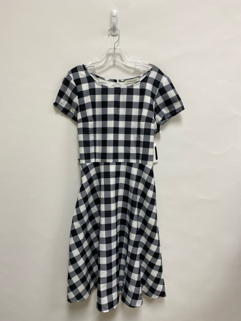 NWT  SIZE  16 Black White Checkered Plus Size Dress