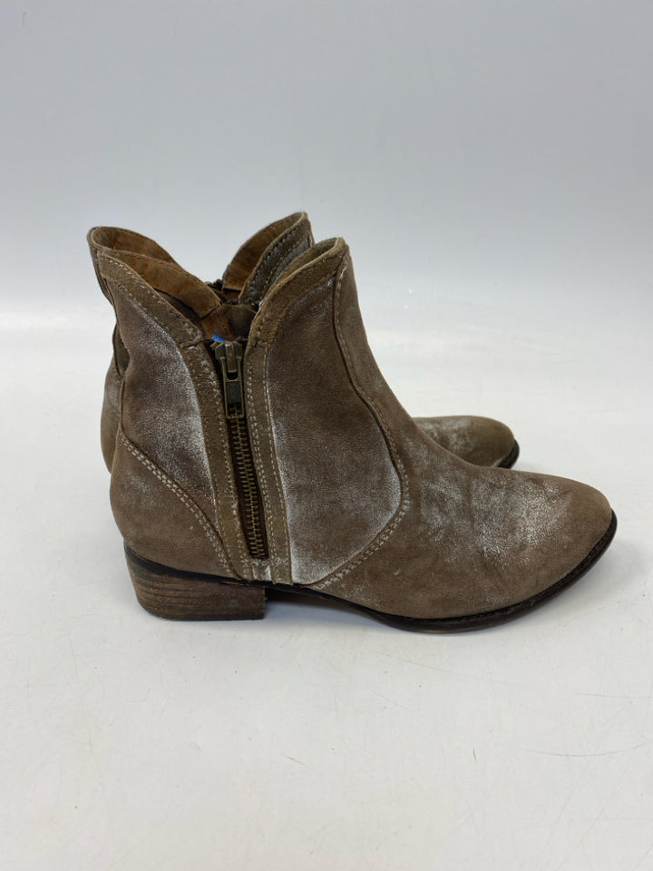 Seychelles US Shoe Size 7.5 Brown Silver Boots