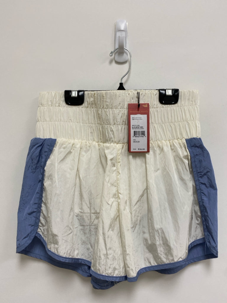 NWT Southern Marsh Size M Cream Blue Pull-on Athletic Shorts