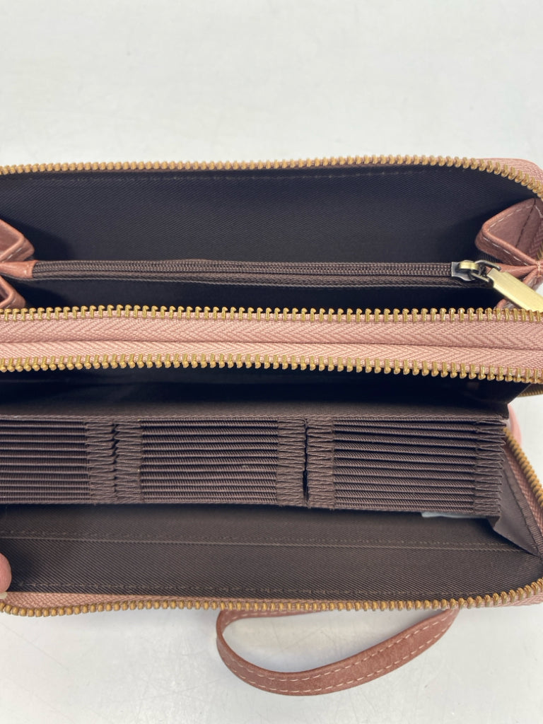 Blush Wallet