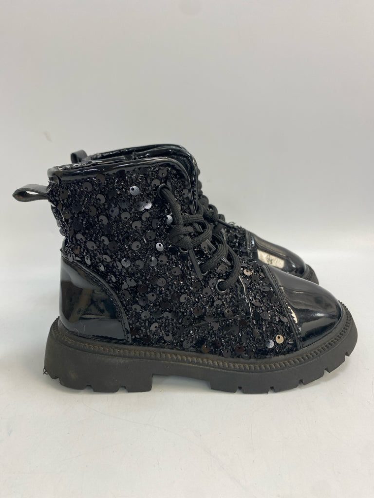 SIZE 29 Black Sequined Girl&