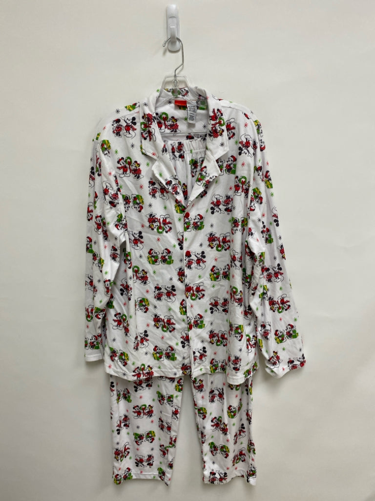 Disney Size XL White Red/Green Mickey Mouse Ladies 2pc Pajamas