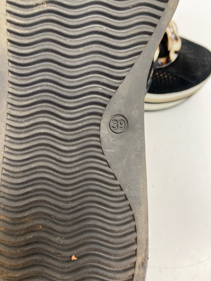SOFTWAVES  Size 39 Black Perforated Sneakers