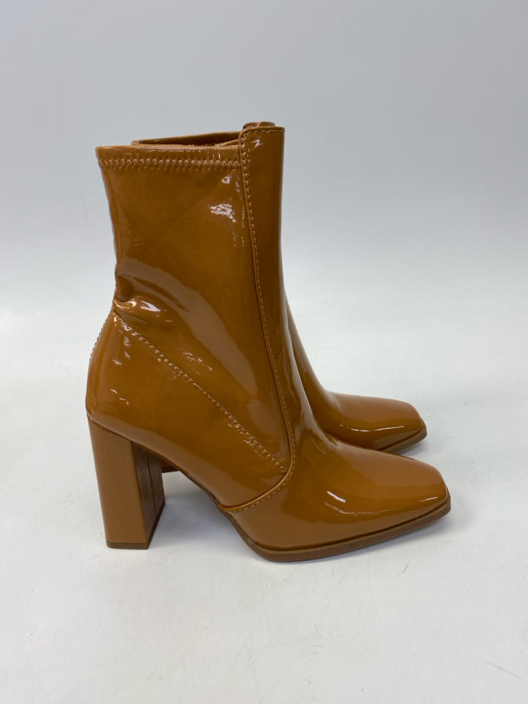 Aldo US Size 7.5 Camel Patent Boots