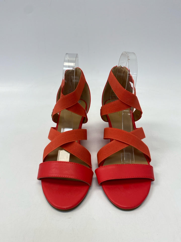 Liz Claiborne  Size 8.5 Coral Sandals