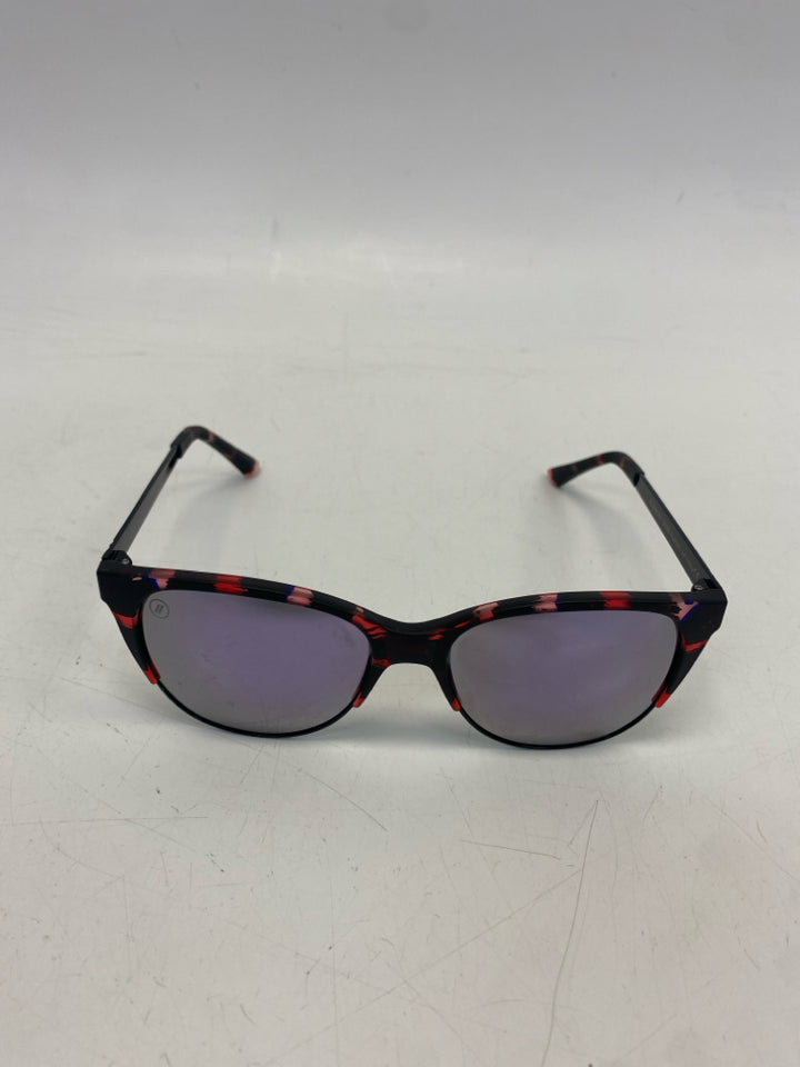 Black/Pink Sunglasses