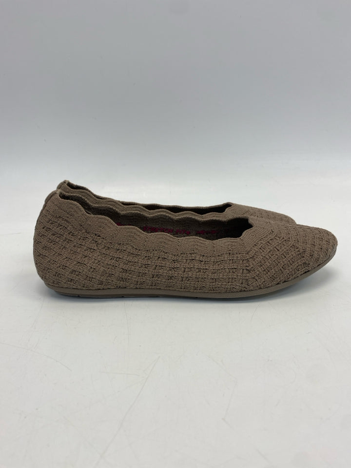 NWOT Skechers  Size 7 Brown Flats
