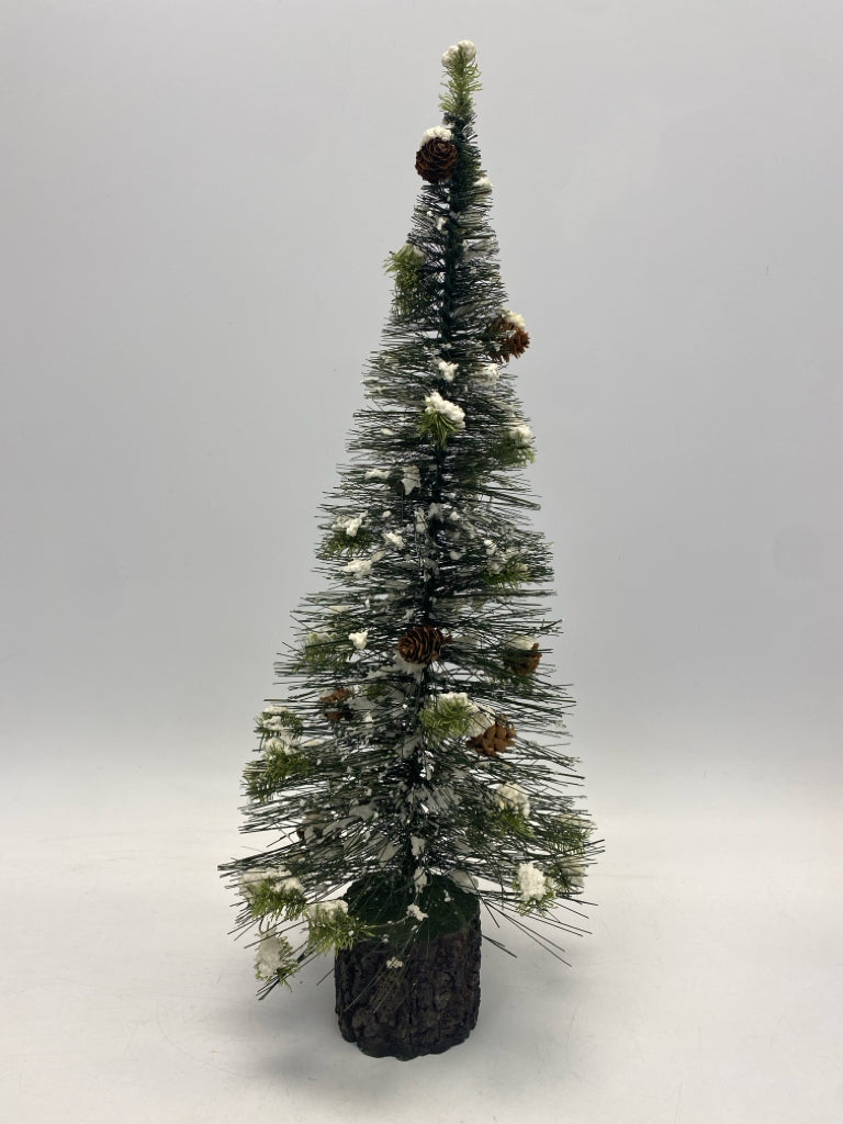 Green White Christmas