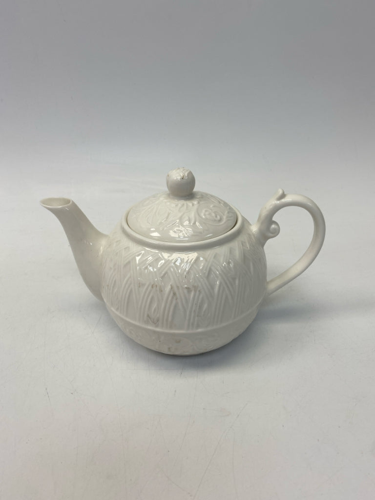 Lenox Tea Pot