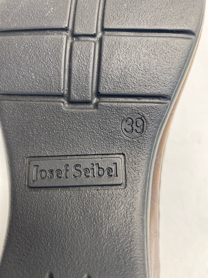 Josef Seibel EU Shoe Size 39 US Shoe Size Dark Brown Clogs