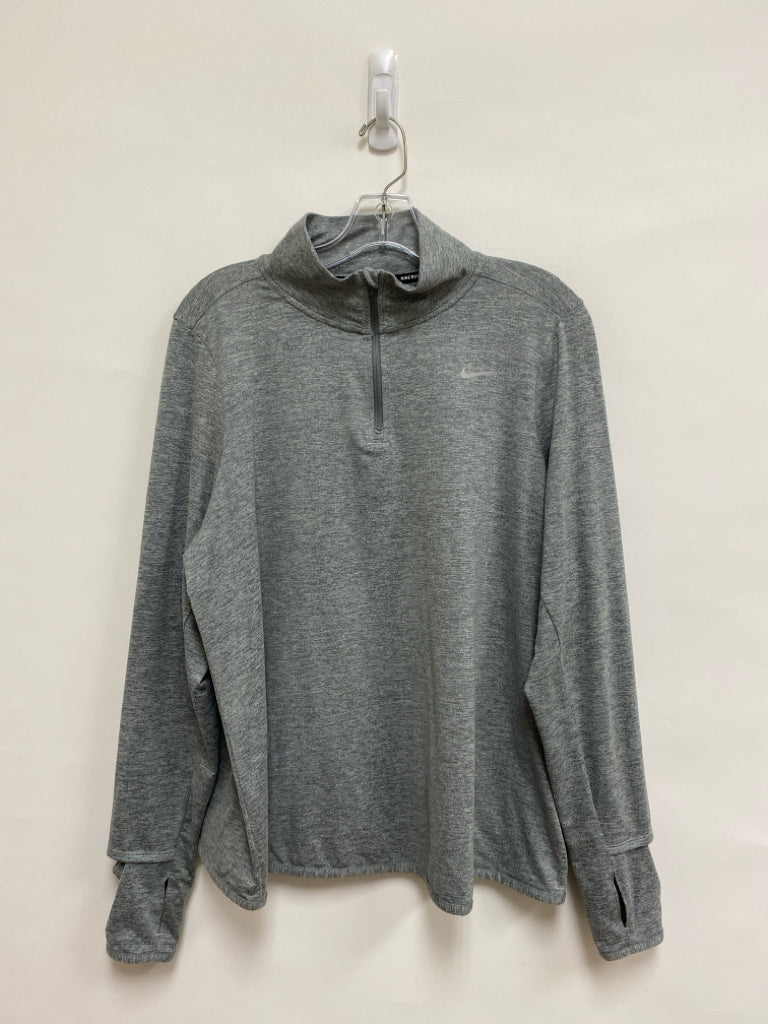 Nike Size 1X Gray Quarter Zip Plus Size Athletic Top