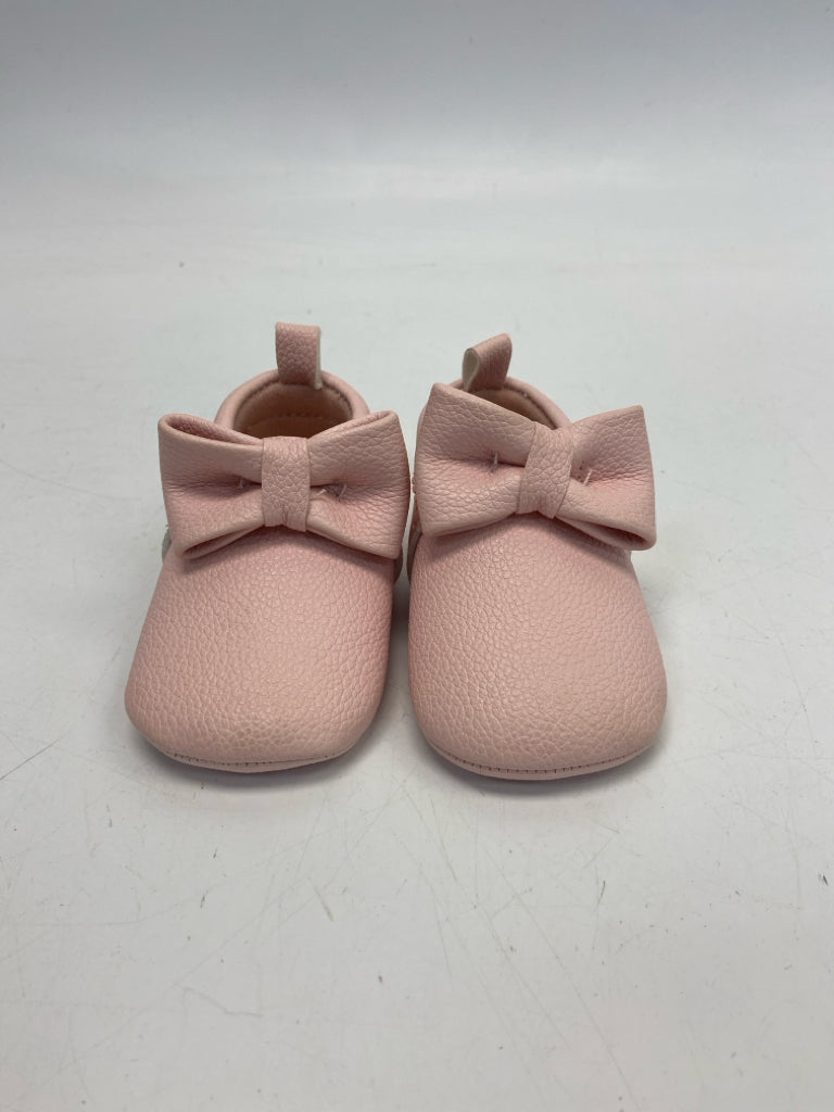 First Steps SIZE 6-9M Pink Bows Girl&