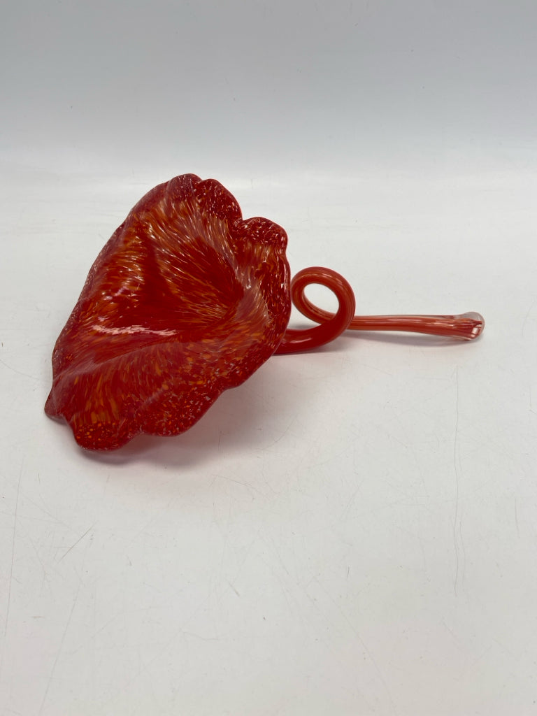 Red/Orange Speckles Glass Figurine