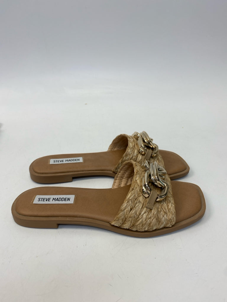 Steve Madden  Size 7.5 Natural Silver Accent(s) Sandals