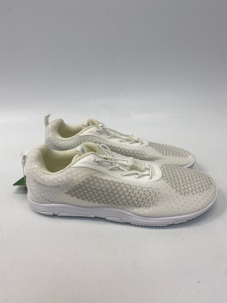 NWT Hike Footwear  Size 11 White Lace-up Sneakers