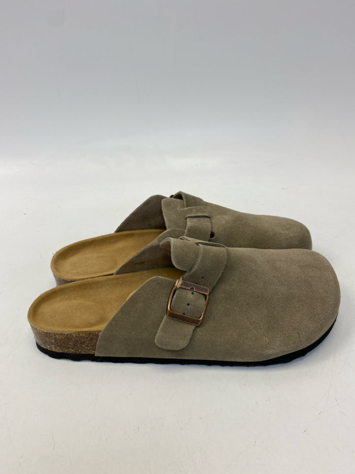 NWT Project Cloud Size 9 Tan Buckle Suede Men&