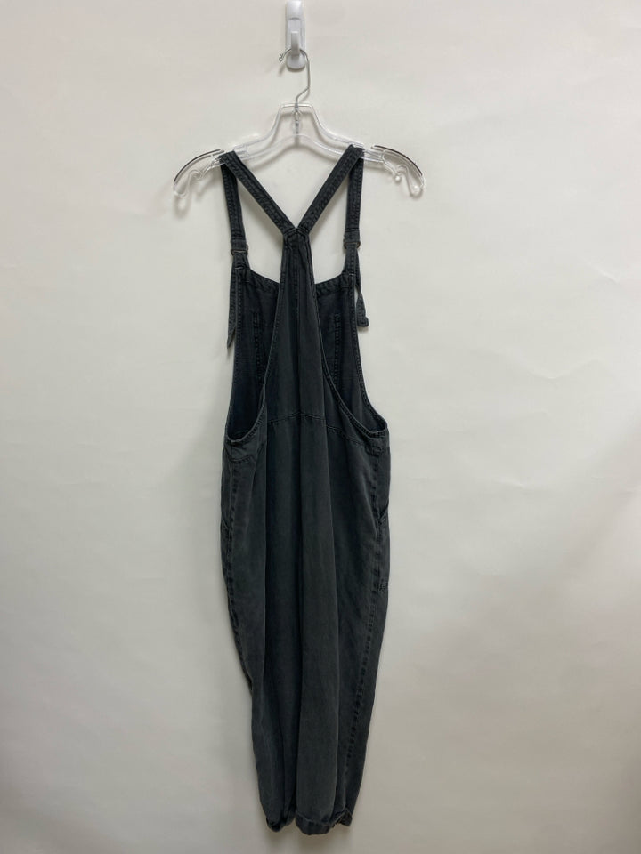 Aerie Size M Charcoal Ladies Overalls