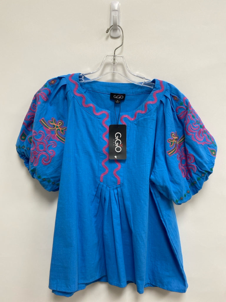 NWT GiGiO Size M Blue Pink/Green Embroidered Puff Sleeve Ladies Top