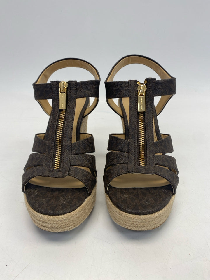 Michael Kors  Size 7 Brown Signature Sandals
