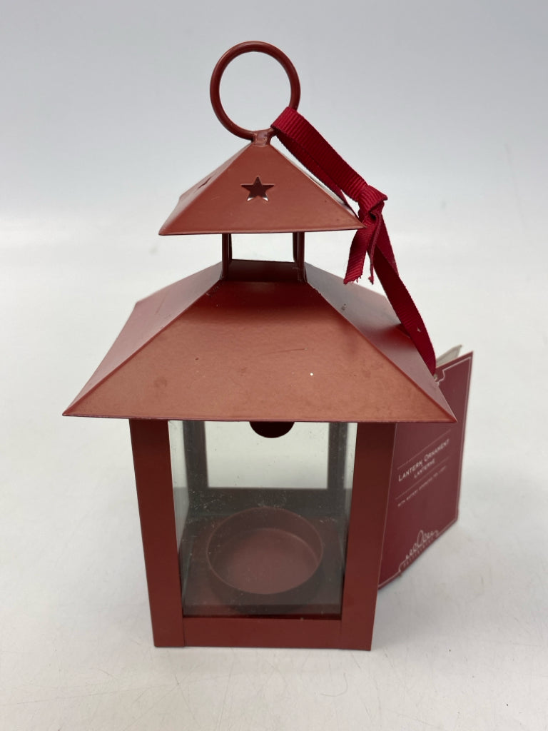 NWT Pottery Barn Red Christmas