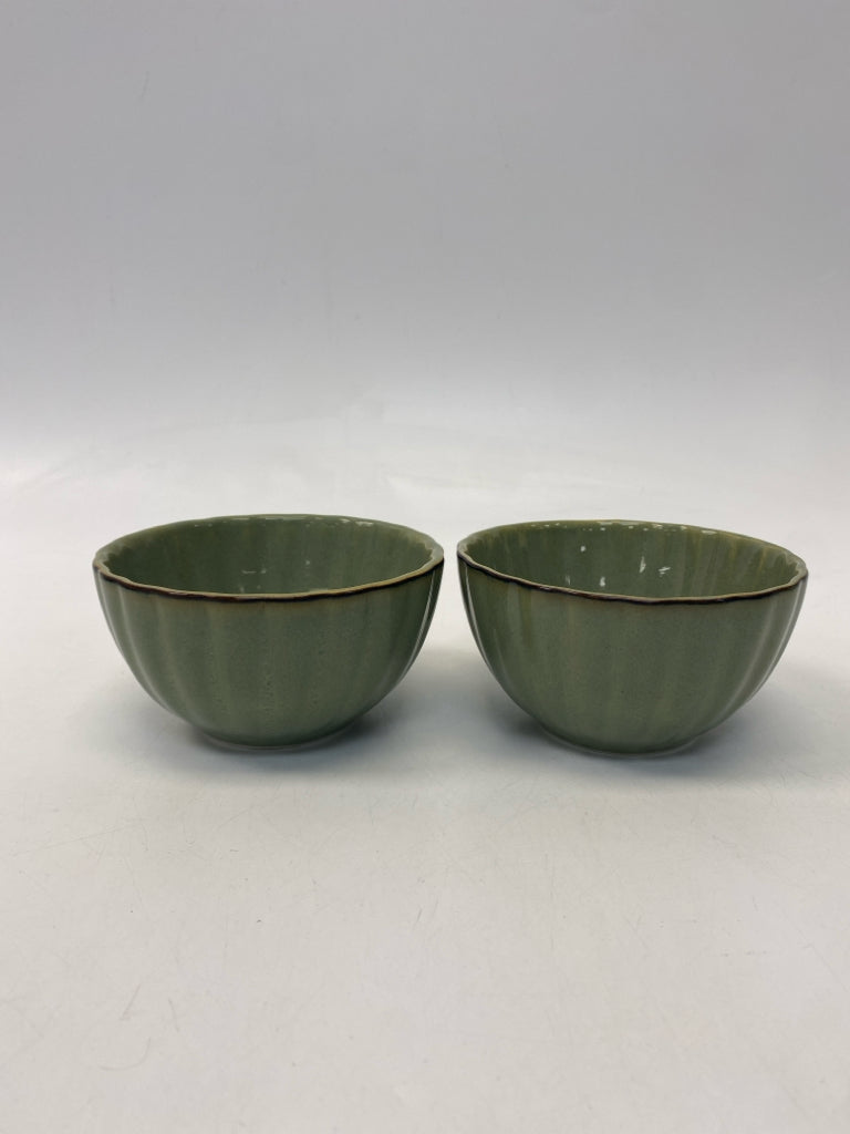 Green Ceramic Bowl(s)