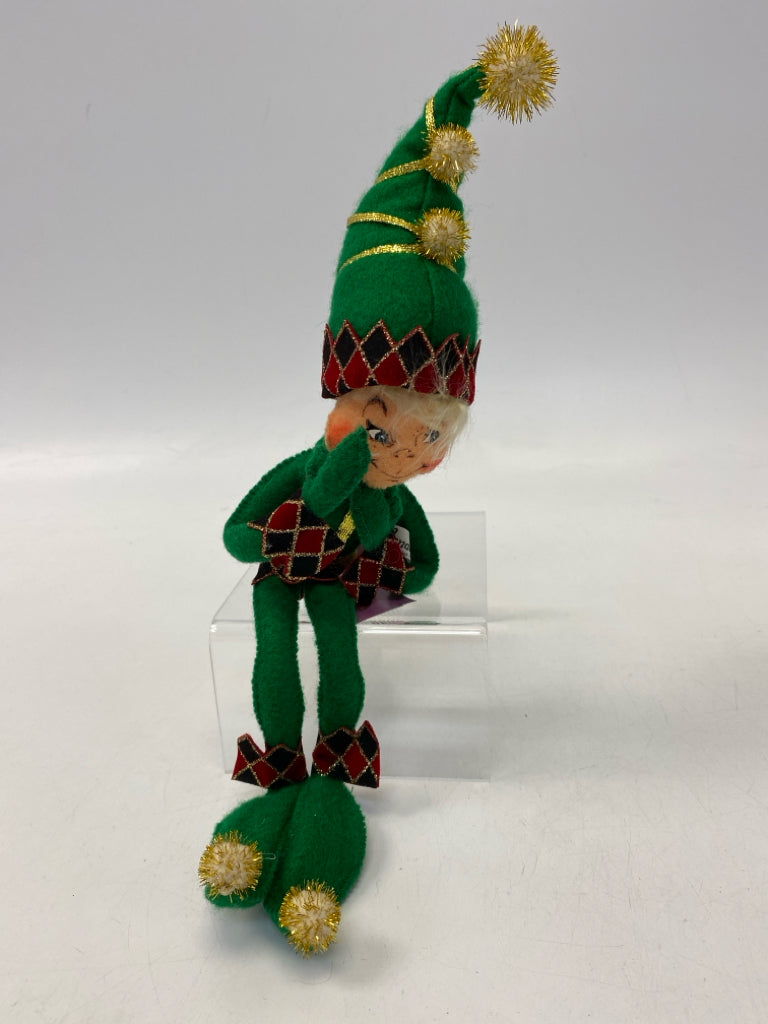Annalee Green Black/Red Diamond Print Christmas