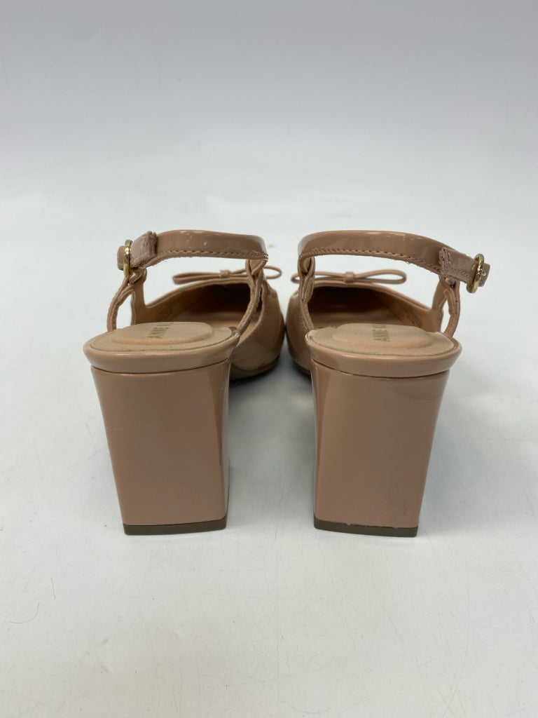 NWOT Anne Klein  Size 8.5 Nude Bow(s) Patent Heels