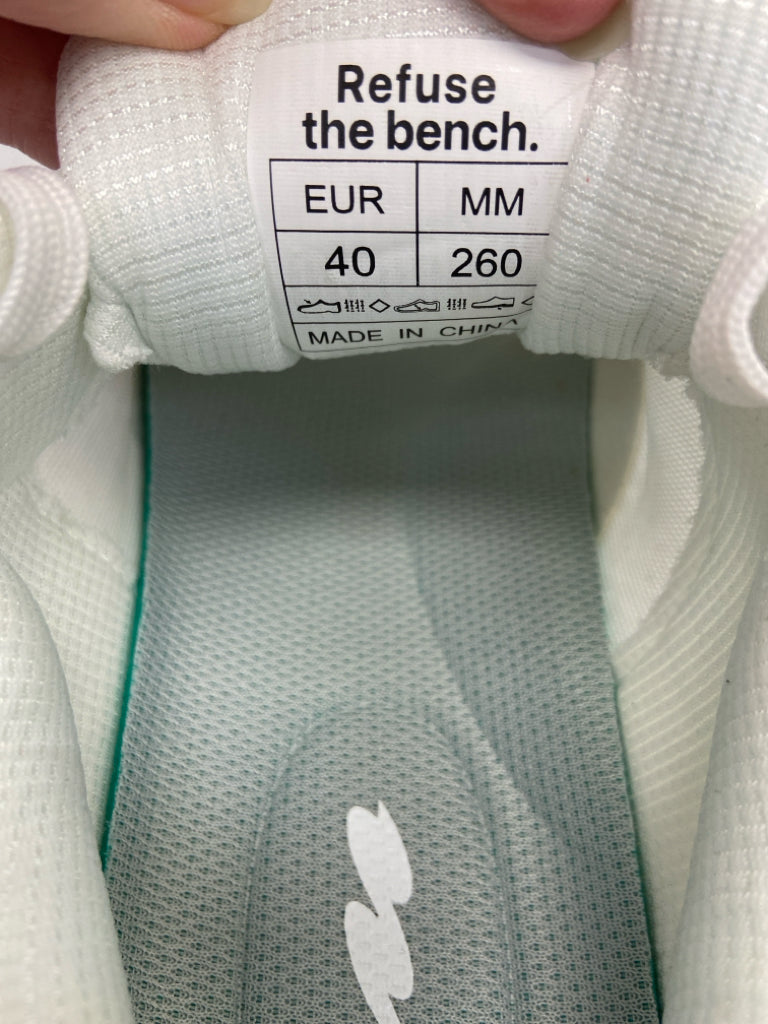 NWOT EU Shoe Size 40 White Sneakers